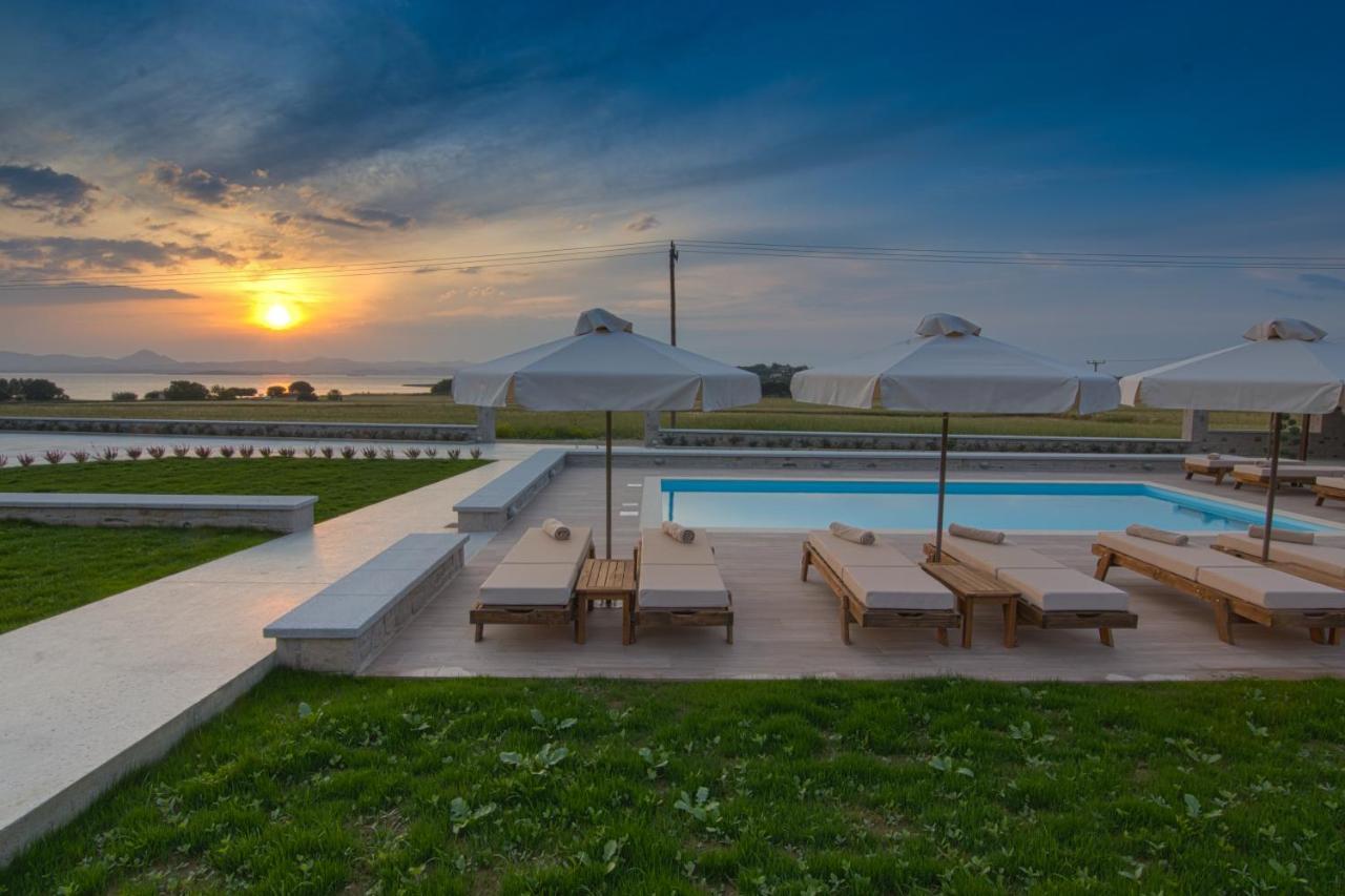 Onar Limnos II Luxury Apartments Moúdhros Exteriör bild